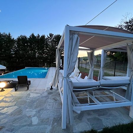 Il Basin Bed & Breakfast Calliano  Luaran gambar