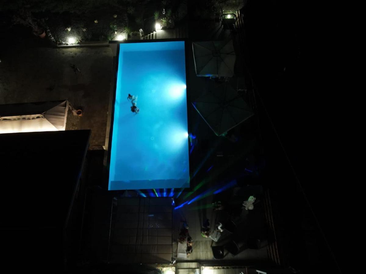 Il Basin Bed & Breakfast Calliano  Luaran gambar