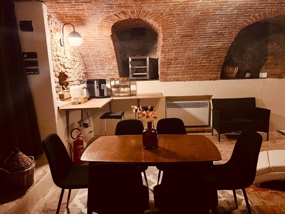 Il Basin Bed & Breakfast Calliano  Luaran gambar